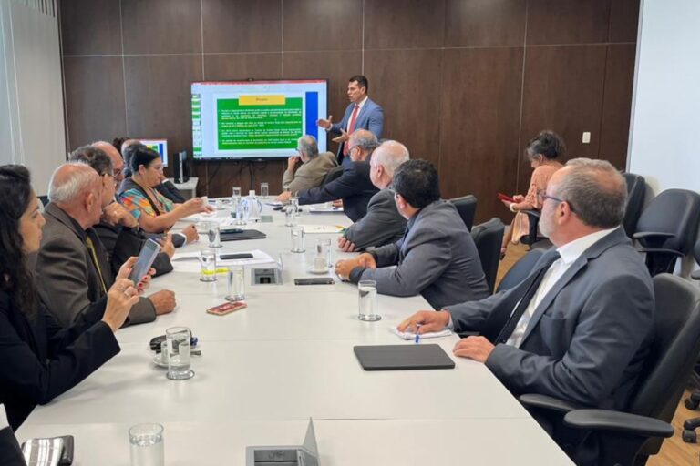 Reunião entre auditores agropecuários e Ministério da Gestão termina sem acordo
