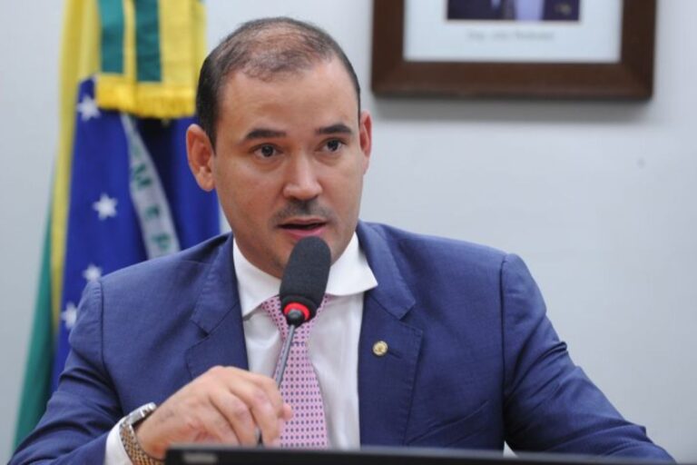Deputados elegem novo presidente da Comissão de Agricultura da Câmara