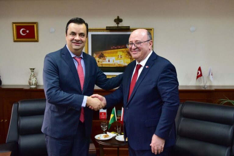Turquia poderá comprar até 300 mil cabeças de gado vivo do Brasil