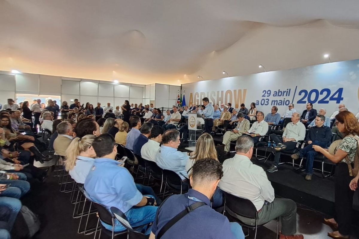 abertura atrishow