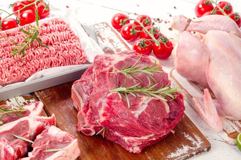 Boi, suíno e frango: preços de proteínas animais em queda