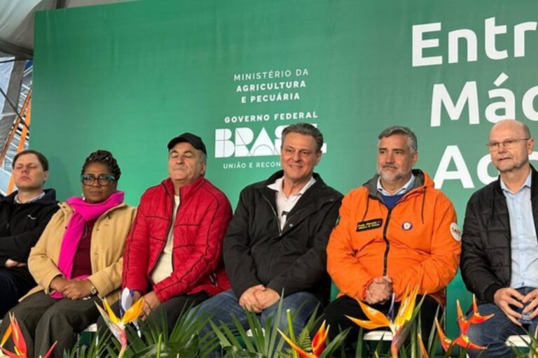 Fávaro diz que governo “topa” R$ 2 bi para seguro rural: “prevenção de desastre é investimento”