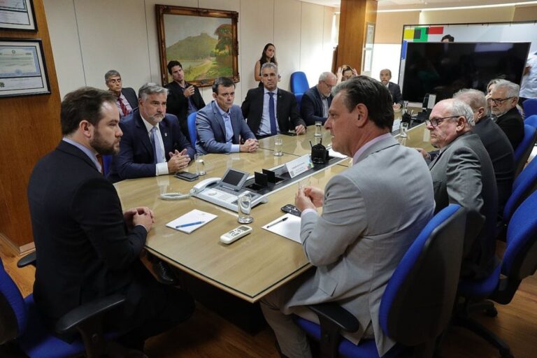 Cooperativas e cerealistas pedem linha especial de capital de giro para endividamentos extra bancos no RS