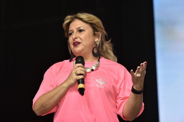 Mulheres semeando hoje a liderança do amanhã