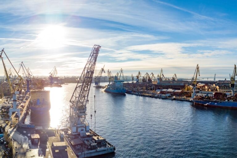 Balança comercial tem superávit de US$ 2,297 bilhões na 4ª semana de maio