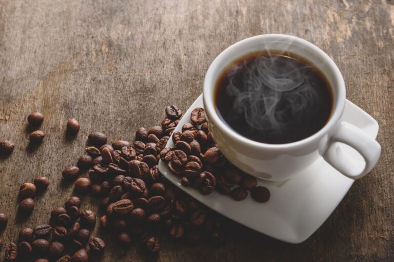 Embrapa e UnB criam manual com dicas para ser um 'sommelier' de café em casa