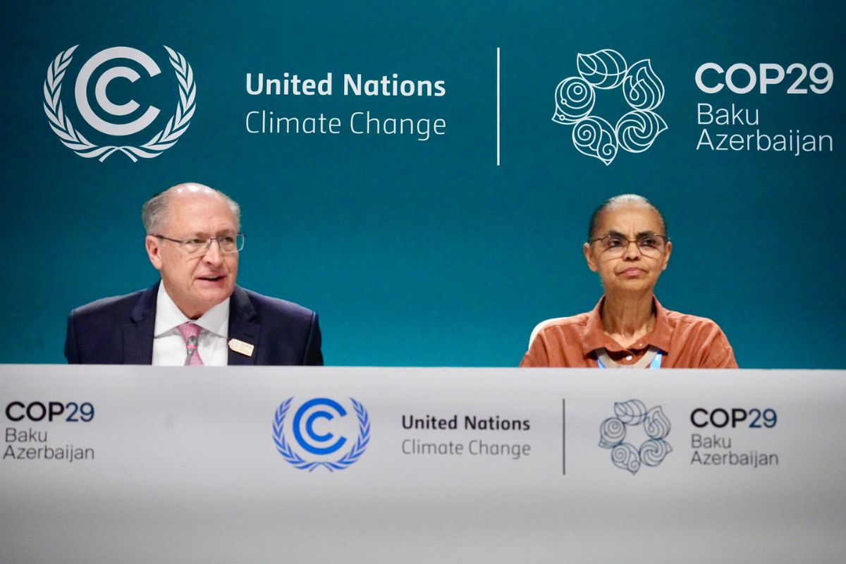  Vice-presidente da República, Geraldo Alckmin, e ministra do Meio Ambiente, Marina Silva, em entrevista coletiva na COP 29. Foto: Cadu Gomes/VPR