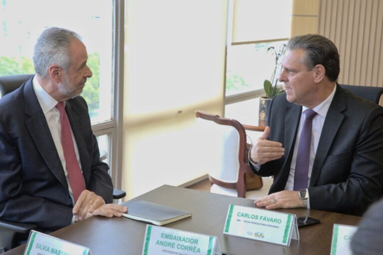 Fávaro apresenta programas de sustentabilidade ao presidente da COP30