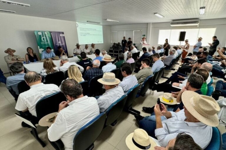 Cooperativas do Paraná projetam investimentos de R$ 9,2 bilhões em 2025
