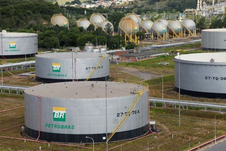 Petrobras anuncia R$ 5,5 bilhões para conversão de Refinaria em Biorrefinaria