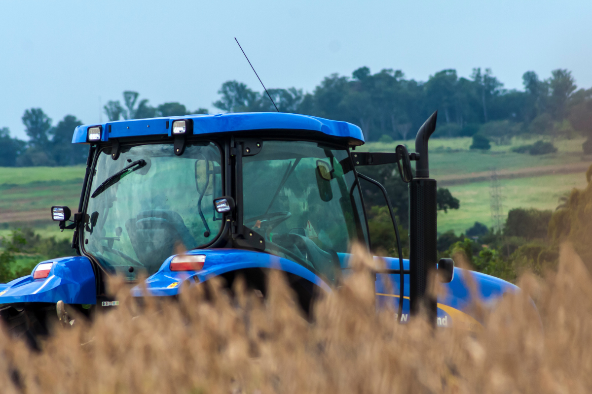 Secretaria da Agricultura espera que recursos para a compra de tratores cheguem mais rápido aos produtores. Foto: Adobe Stock