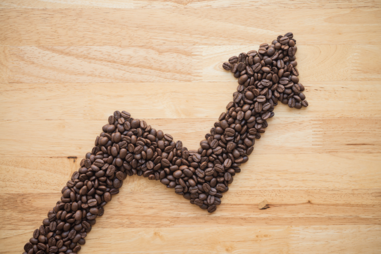 Secas no Brasil e no Vietnã contribuíram para alta global de preços do café