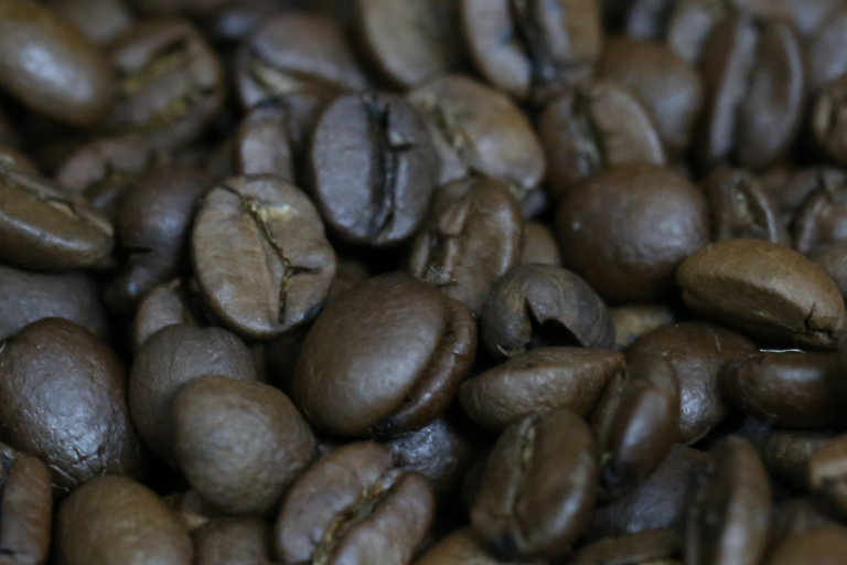 Empresas americanas buscam isentar o café das tarifas de Trump