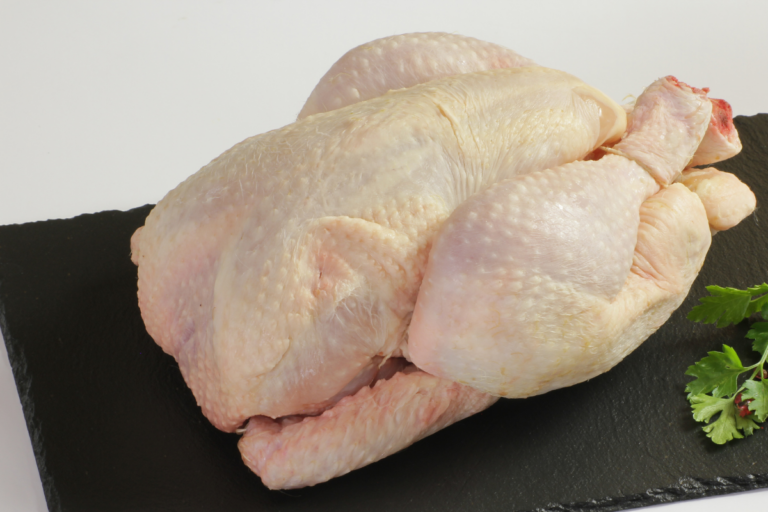 Frango perde a competitividade frente às carnes suína e bovina