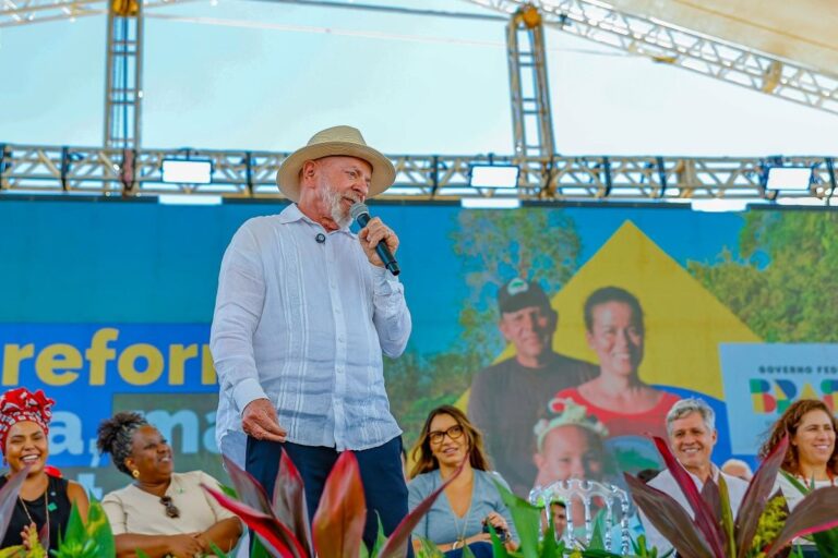 Lula diz que pode “tomar atitudes mais ásperas” para baratear alimentos