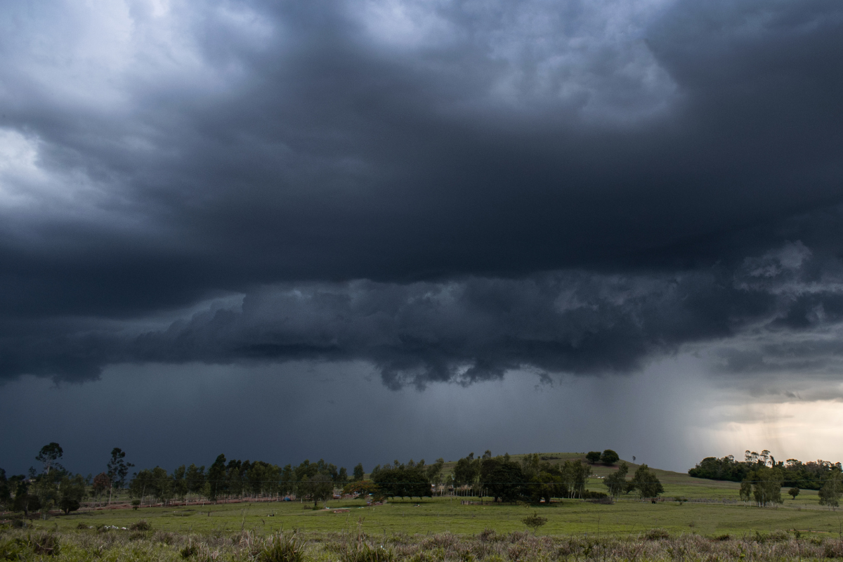Adobe Stock nuvens de chuva