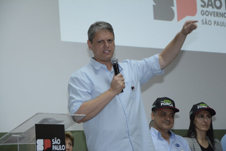 Tarcísio anuncia pacote de R$ 600 mi na Agrishow 2025 