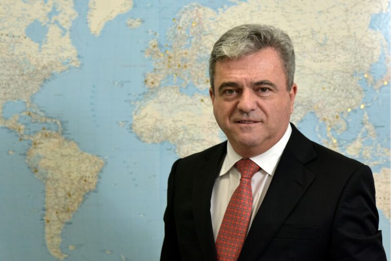 Gripe aviária impõe custos extras e prejuízo logístico ao setor, diz ABPA