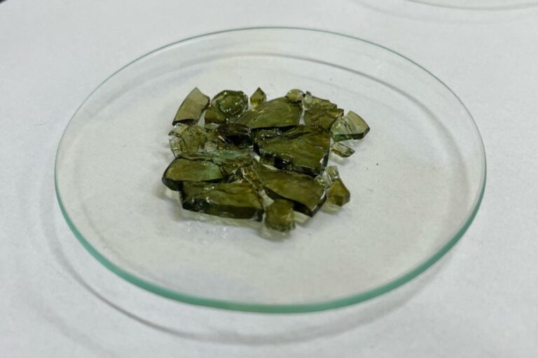 Fertilizante de vidro: material desenvolvido pela USP aumenta rendimento agrícola