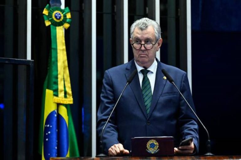 Senado aprova fundo para estados atingidos por enchentes e queimadas
