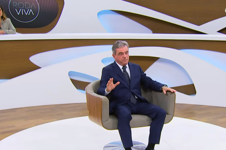 Brasil pode deixar de exportar até 100 mil toneladas de frango em maio, diz ABPA