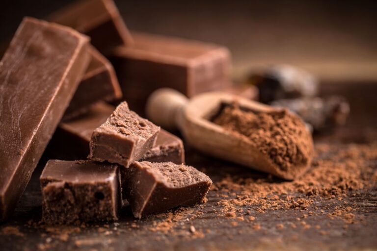 Proposta pode alterar chocolate no Brasil e beneficiar cacau; saiba o que muda