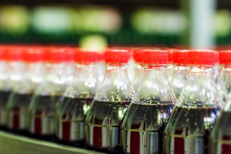 Ministério da Agricultura suspende produção em fábrica da Coca-Cola por suspeita de contaminação