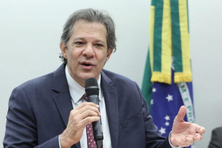 Haddad diz que agro está sendo patrocinado pelo governo e cita orgulho do setor