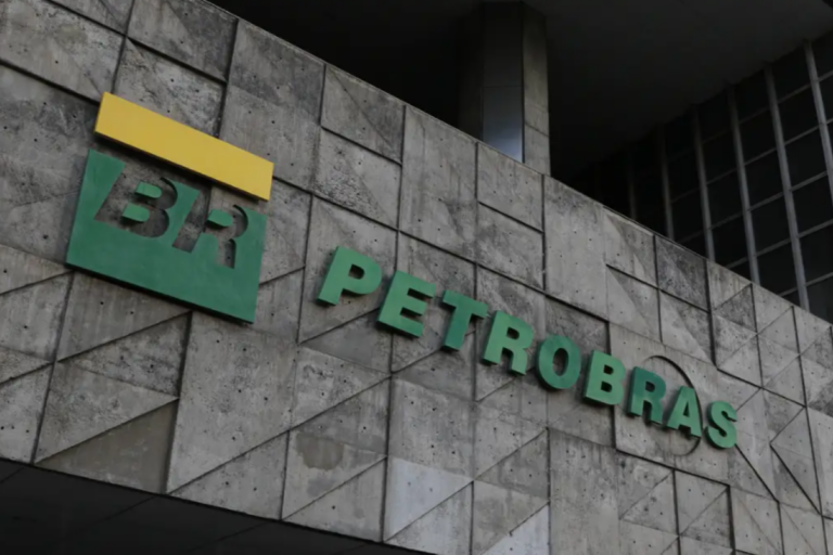 Em dois anos, Petrobras deve fornecer 35% da ureia da agricultura brasileira