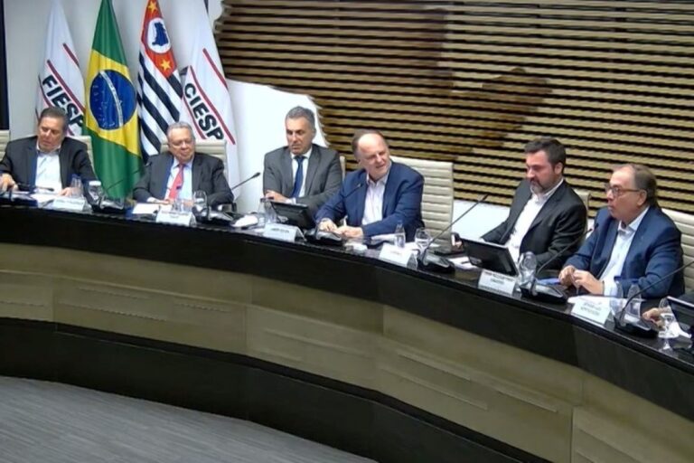 MAPA acelera medidas ‘paliativas’ contra tarifas dos EUA sobre o agro