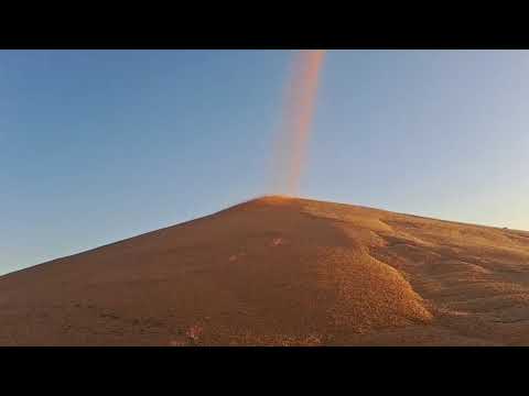 A céu aberto: produtores de MT não têm onde guardar o milho A céu aberto: produtores de MT não têm onde guardar o milho