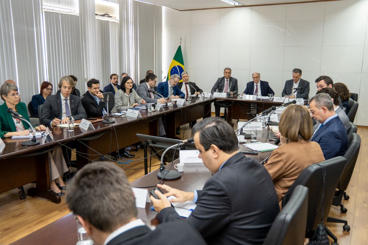 Reunião com o governo não apresentou medidas eficazes ao setor, segundo a Abipesca - Foto: MDIC/Divulgação