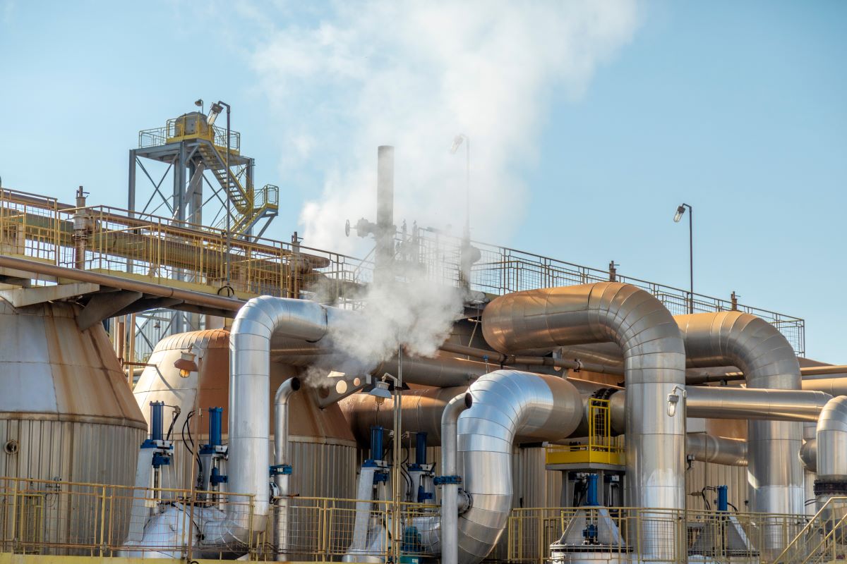 Segundo a CNA, políticas adotadas pelo Brasil na produção de biocombustíveis, como o etanol, são transparentes - Foto: Adobe Stock