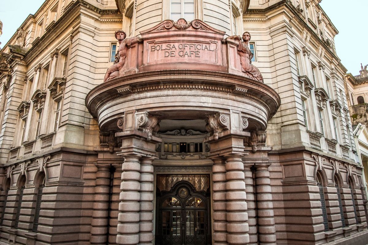 Prédio da Bolsa do Café foi inaugurado em 1922. Foto: André Monteiro