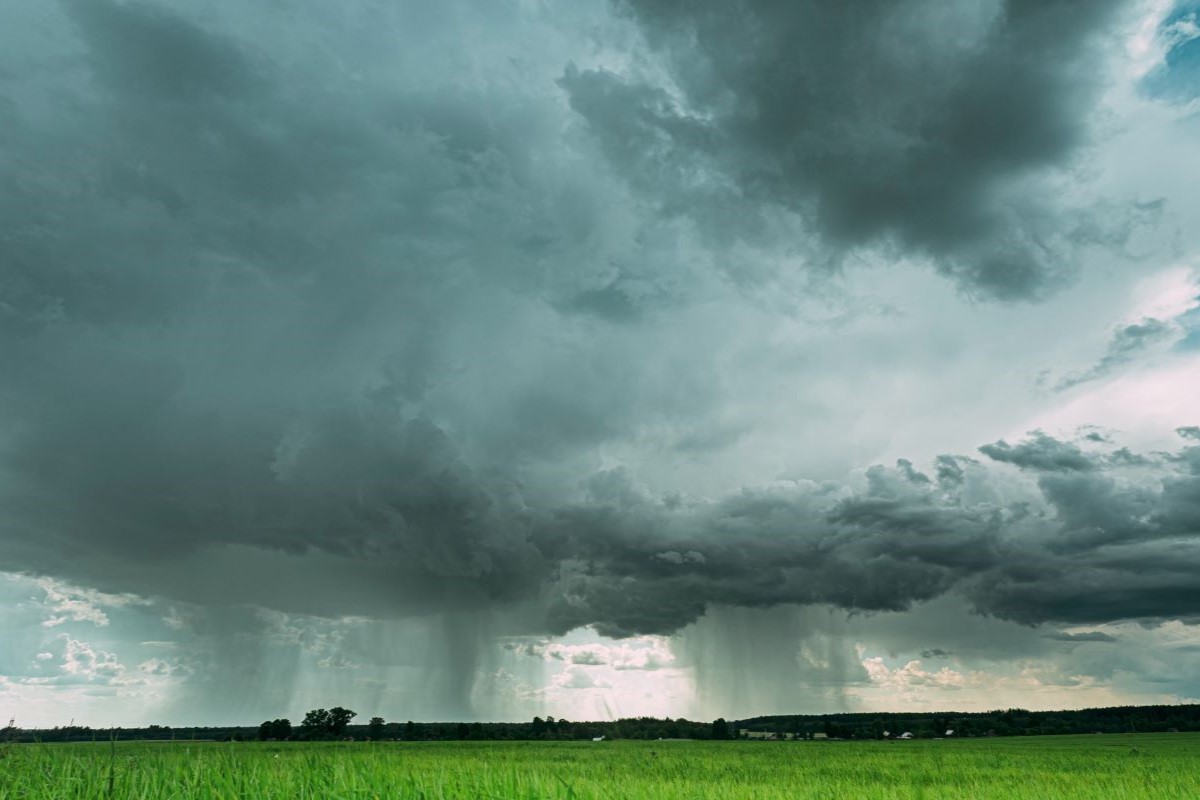 Fenômeno La Niña altera o regime de chuvas em várias partes do mundo. Foto: Adobe Stock