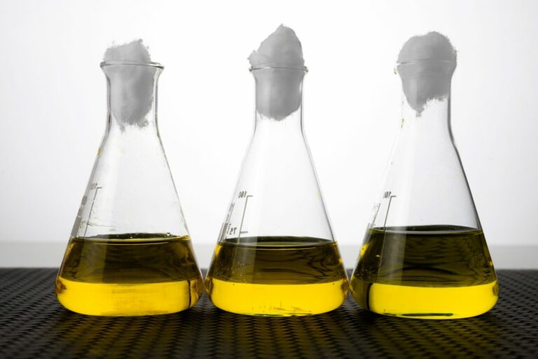 Metanol, e-metanol e etanol: entenda as diferenças essenciais