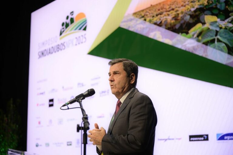 Fertilizantes: Brasil deve atingir recorde de entregas em 2025