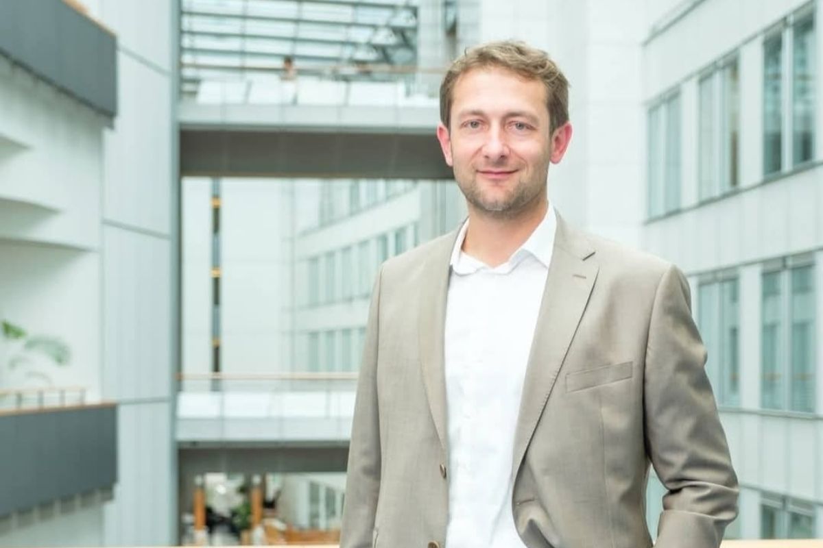 Comissário europeu para a Agricultura e Alimentação, Christophe Hansen, chega nesta quinta-feira, 23. Foto: Reprodução/Facebook