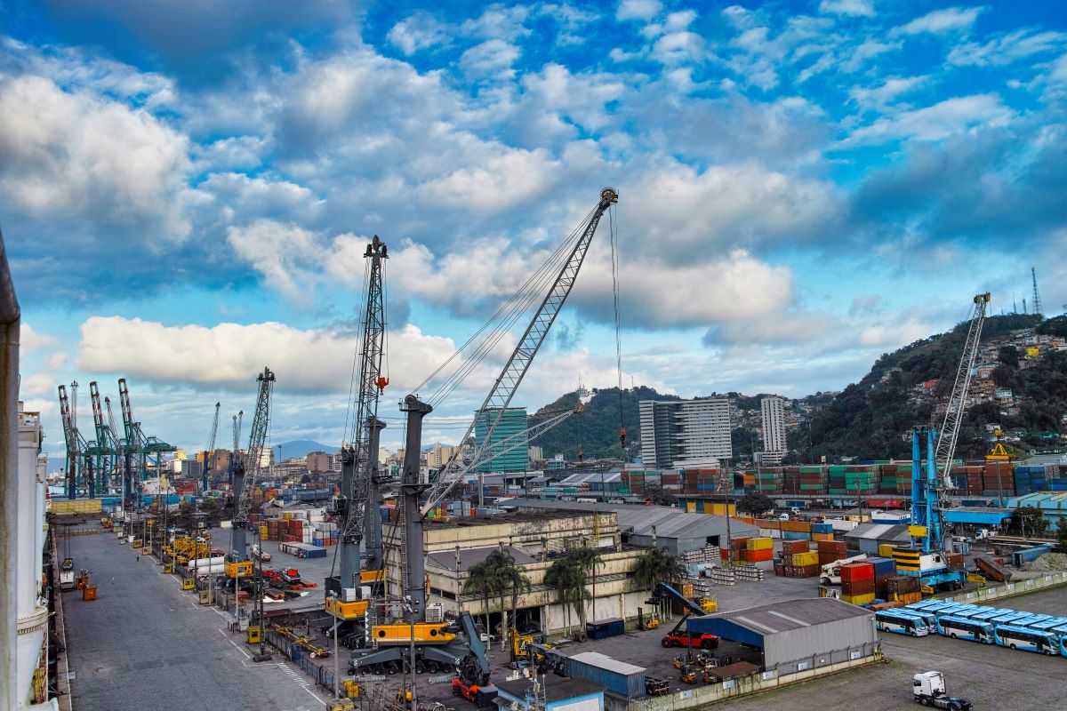Embarques de soja em Santos tiveram aumento de 9,9% no acumulado do ano em relação a 2024. Foto: Adobe Stock