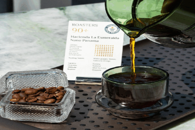 Onde nascem os grãos da xícara de café mais cara do mundo?