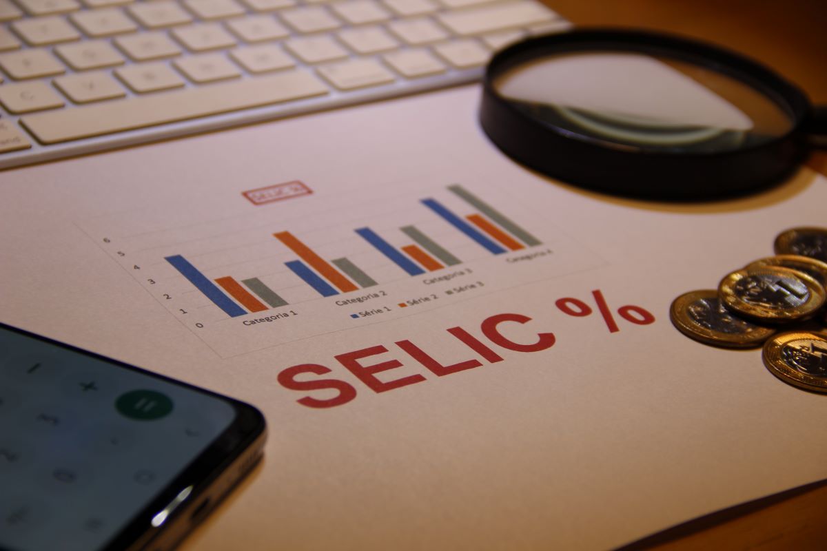 Conjunção de fatores internos e externos levou Copom a manter a Selic em 15%. Foto: Adobe Stock