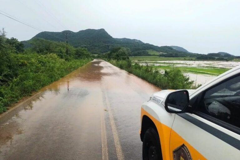 Chuvas intensas marcam o Natal no Rio Grande do Sul; instabilidades continuam