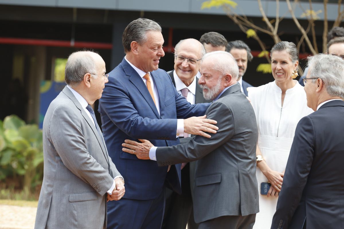 Fávaro, Lula e Alckmin participaram de lançamento da nova sede da ApexBrasil, em Brasília. Foto: Mapa/Divulgação