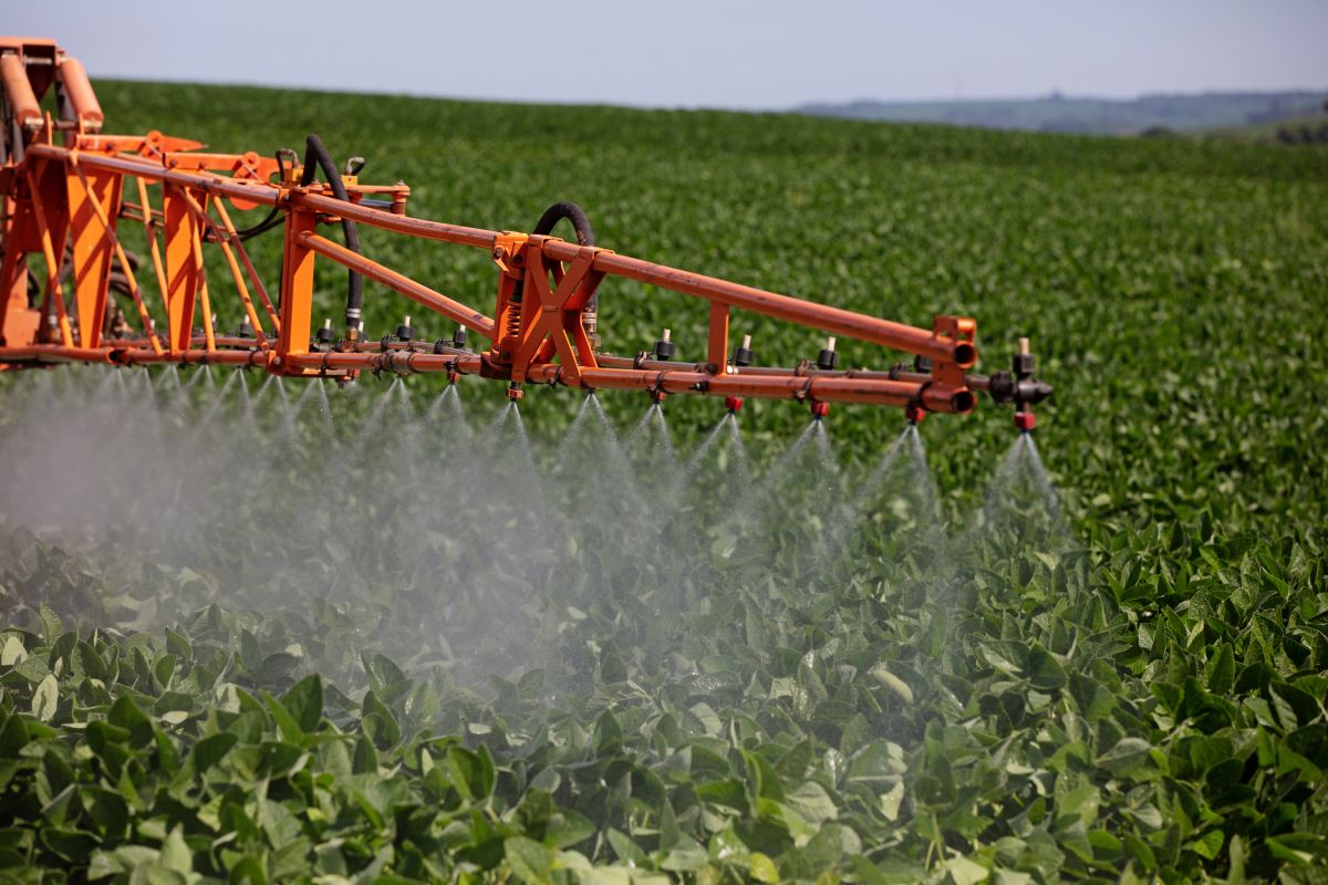 Ações que questionavam benefícios aos agrotóxicos foram julgadas improcedentes por seis ministros. Foto: Adobe Stock