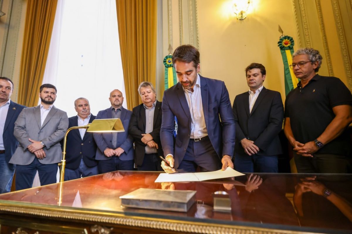 Proposta sancionada por Leite surgiu após queda no preço do arroz e perdas por eventos climáticos. Foto: Vitor Rosa/Secom RS