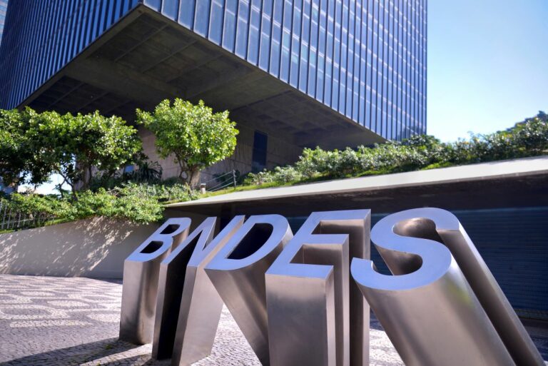 BNDES lança edital para destravar certificação de carbono no Brasil