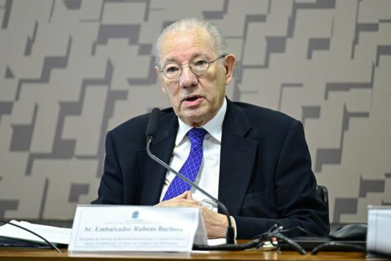 Salvaguardas no Mercosul-UE não impedem avanço das exportações do agro, diz Rubens Barbosa