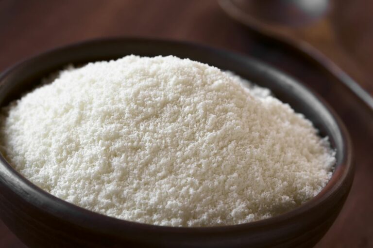 Santa Catarina proíbe reconstituição de leite em pó importado