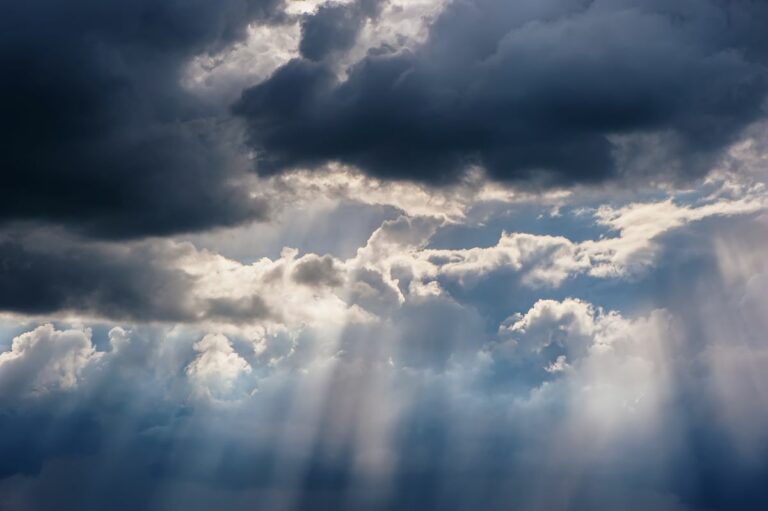 Ano começa com cenário climático desafiador; veja a previsão para janeiro