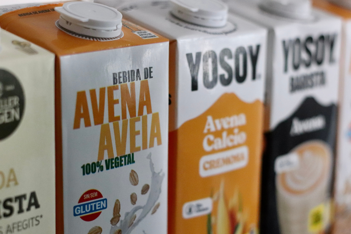 Atualmente, nomenclaturas tradicionalmente associadas aos produtos lácteos são usadas em itens de origem vegetal. Foto: Adobe Stock   